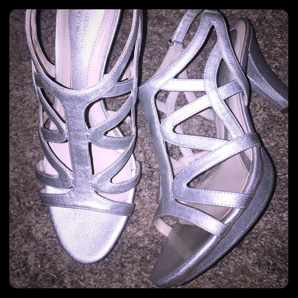 Naturalizer Dayna Heel Sandal Wide